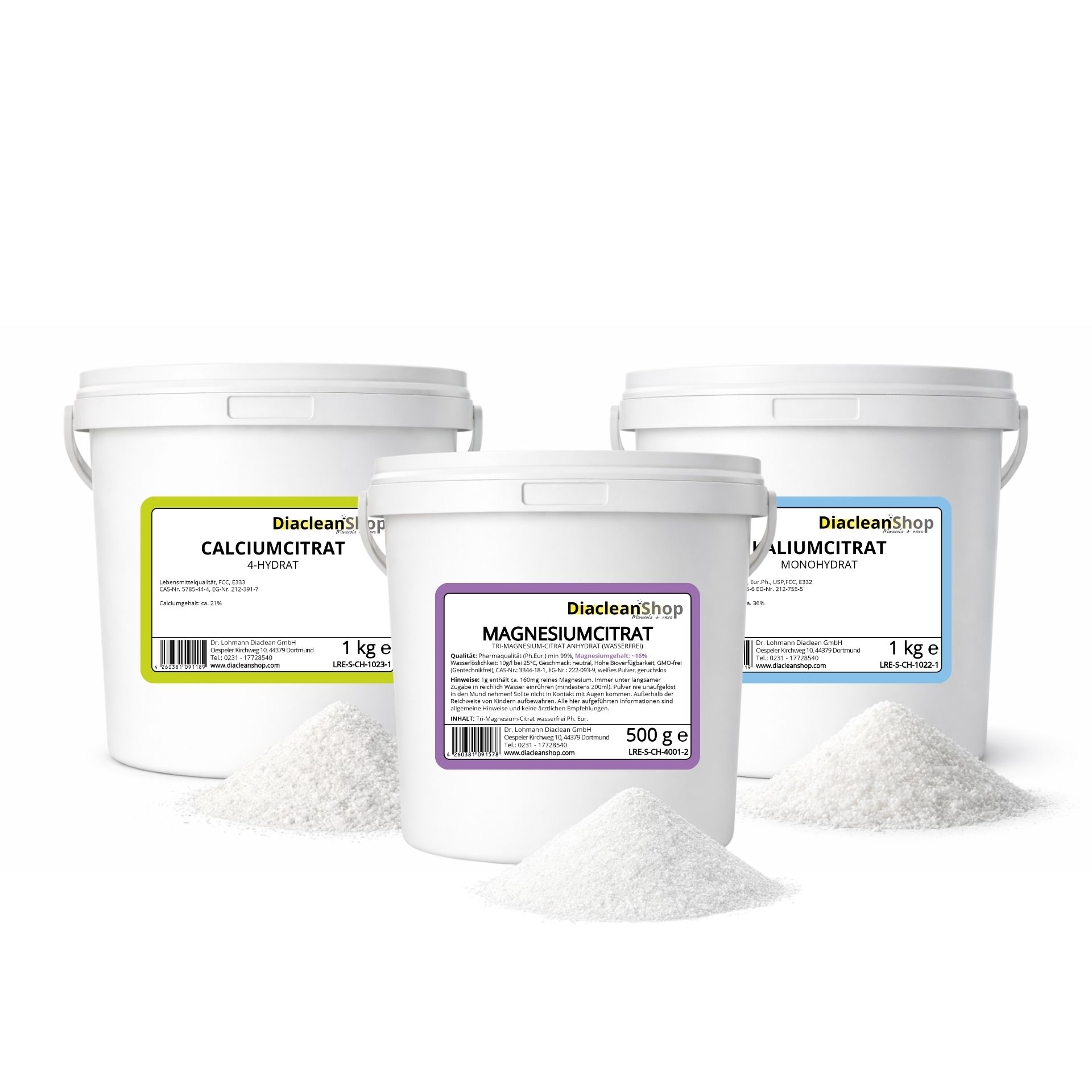 Drei weisse Eimer mit Etiketten fuer Diacleanshop Calciumcitrat 1 kg_ Magnesiumcitrat 500 g und Kaliumcitrat 1 kg