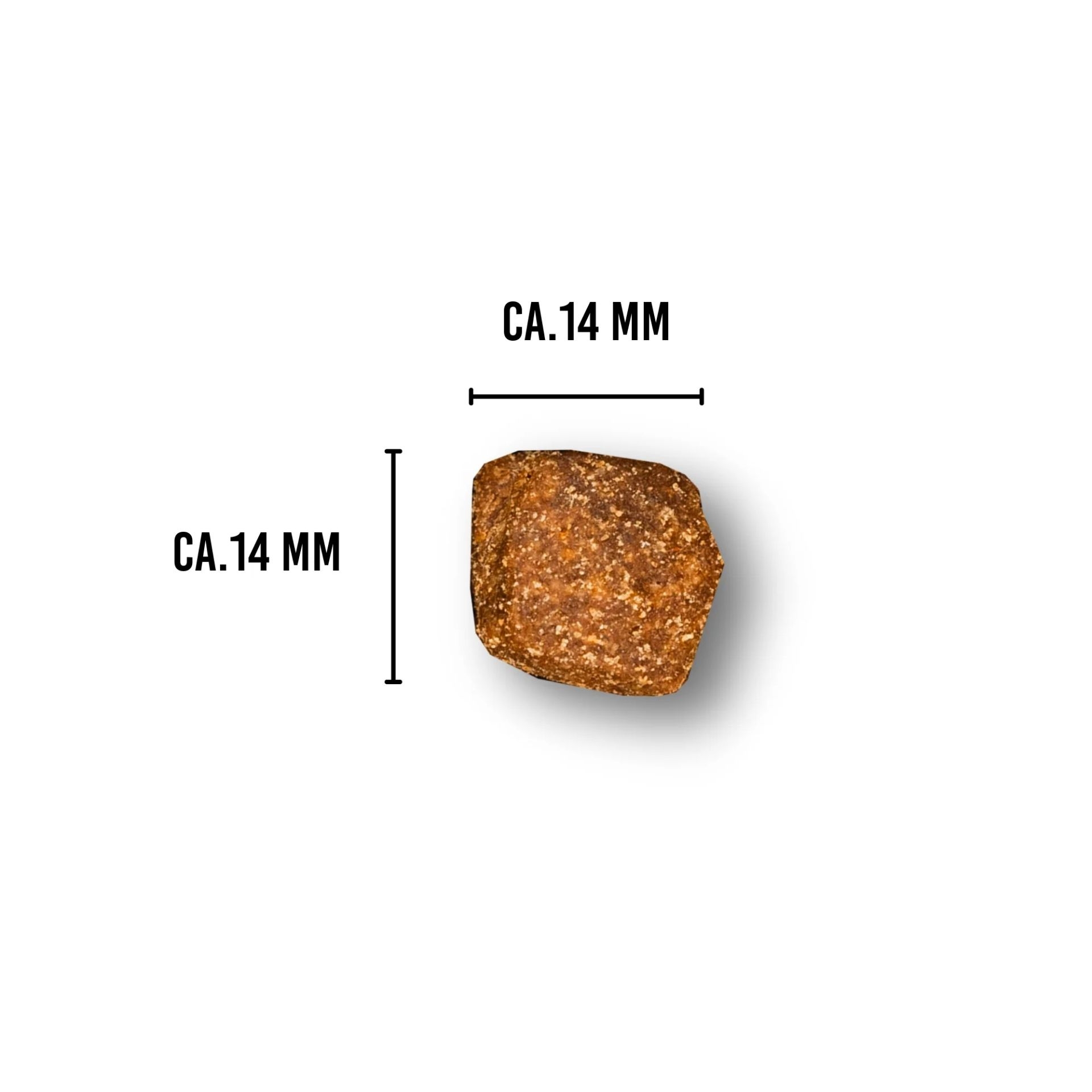 Nahaufnahme einer Krokette des Schnauzenkumpel Haehnchengeschnetzeltes mit einer Groesse von ca. 14 mm